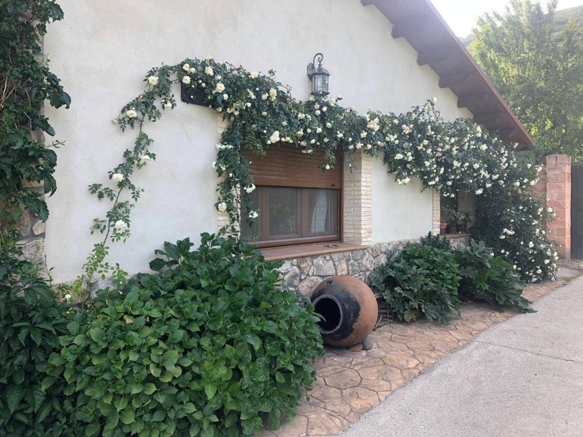 Casa Rural La Picotina Navaconcejo Exterior photo